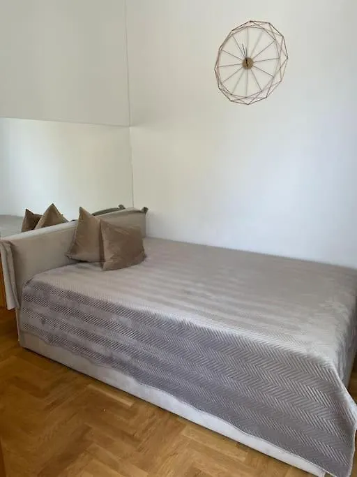 Ferienwohnung Wip Appartament Solec Rezidencia Warschau